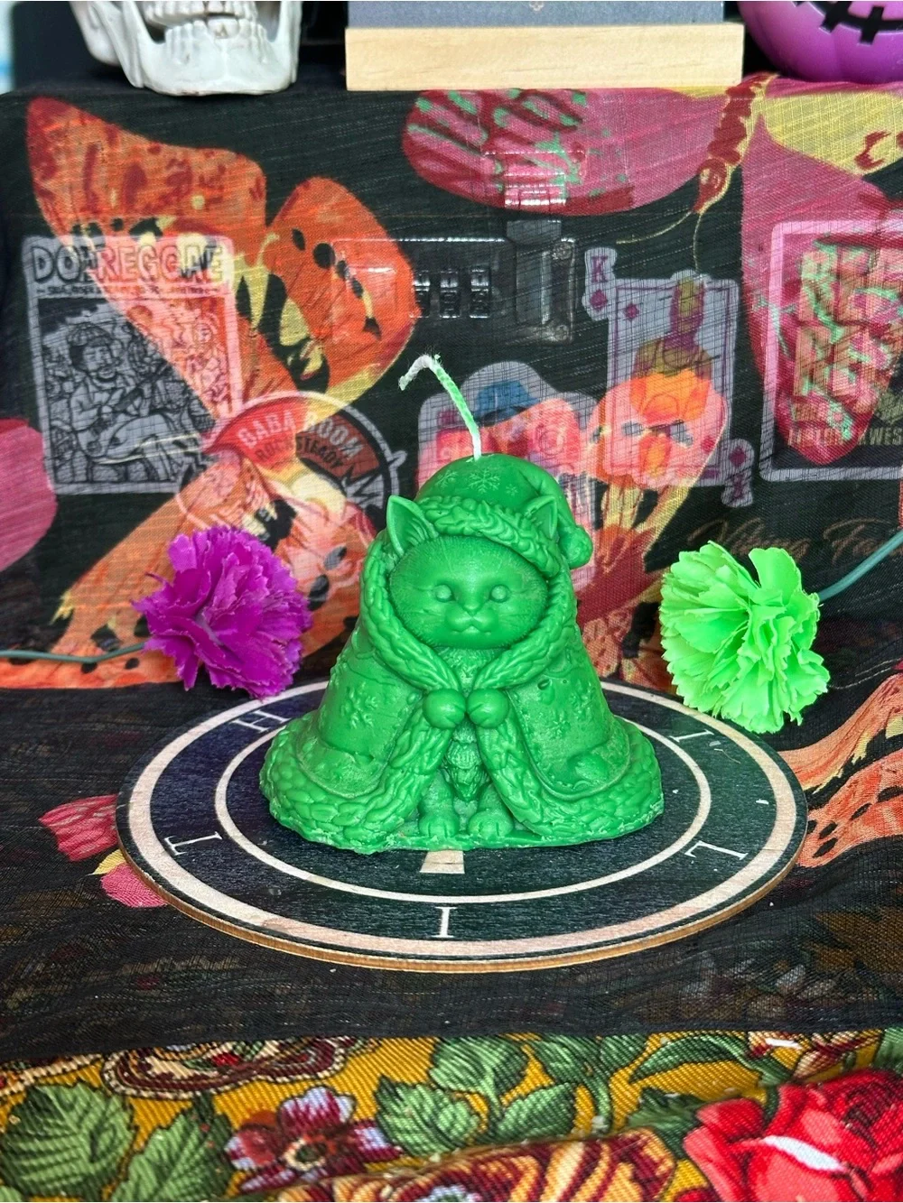 Handmade Green Winter Cat Candle – Cozy Cloaked Kitty
